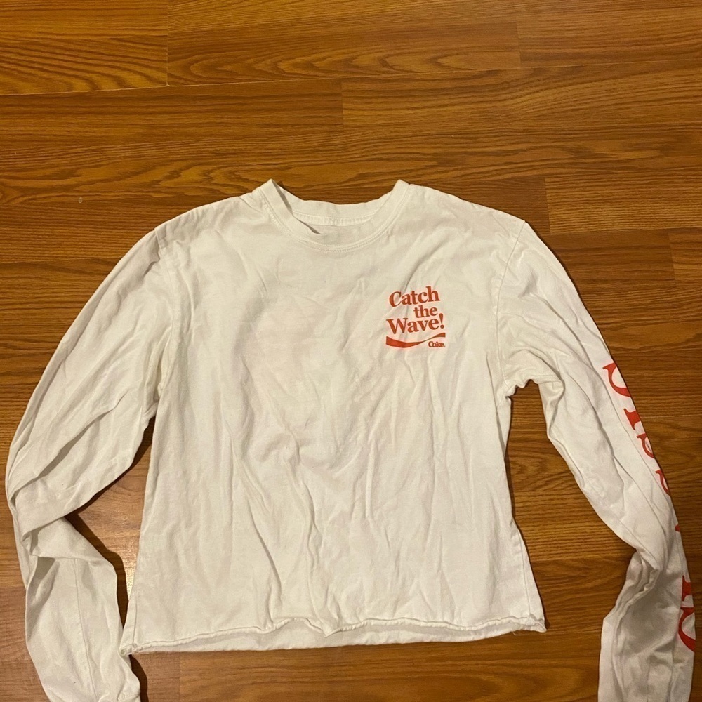 Coca- Cola Cropped Ling Sleeve Tee Size XS (GB)